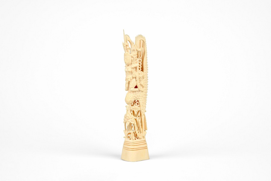 Bone statuette, Laos, C. 1970 © Zoé Aubry